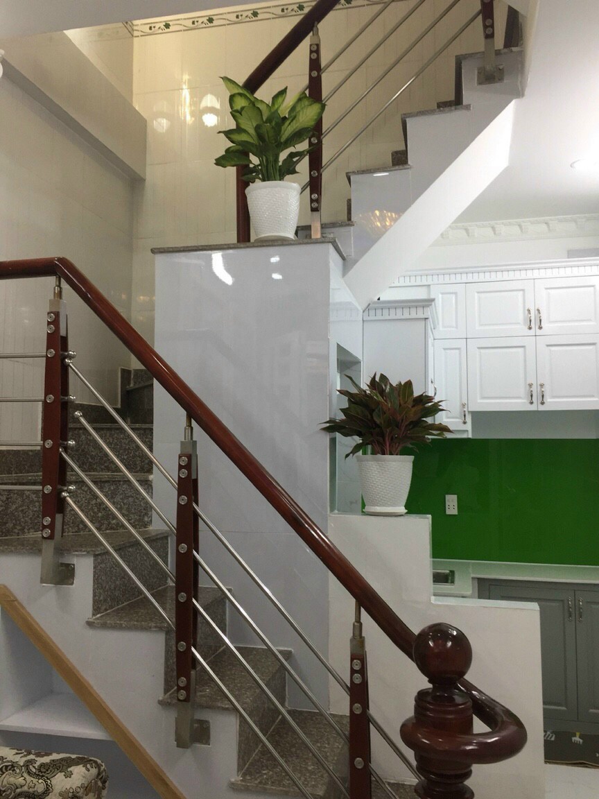 CÁCH MẶT TIỀN ĐƯỜNG HUỲNH TẤN PHÁT 50M 1 TRỤC THẲNG - NHÀ 3 TẦNG FULL NỘI THẤT - GIA CHỈ 1,85 TỶ