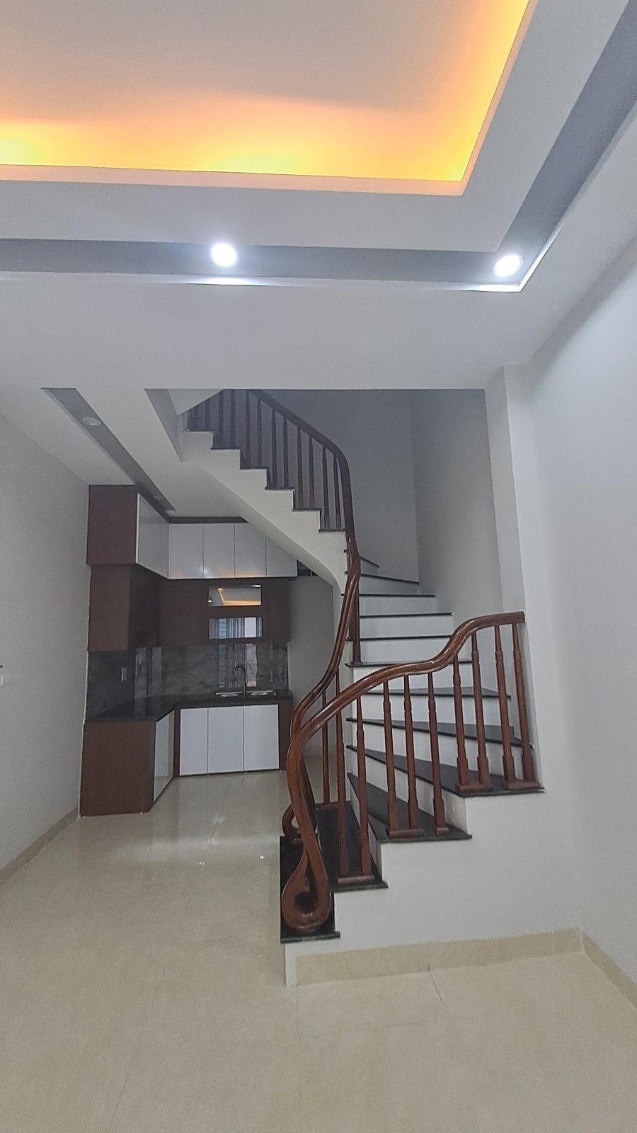 GIẢM THÊM 200TR CẦN BÁN CĂN NHÀ 4 TẦNG YÊN LỘ HÀ ĐÔNG THÀNH PHỐ HÀ NỘI DT 38M: DTSD = 152M GIÁ BÁN 3TY 200TR CÒN