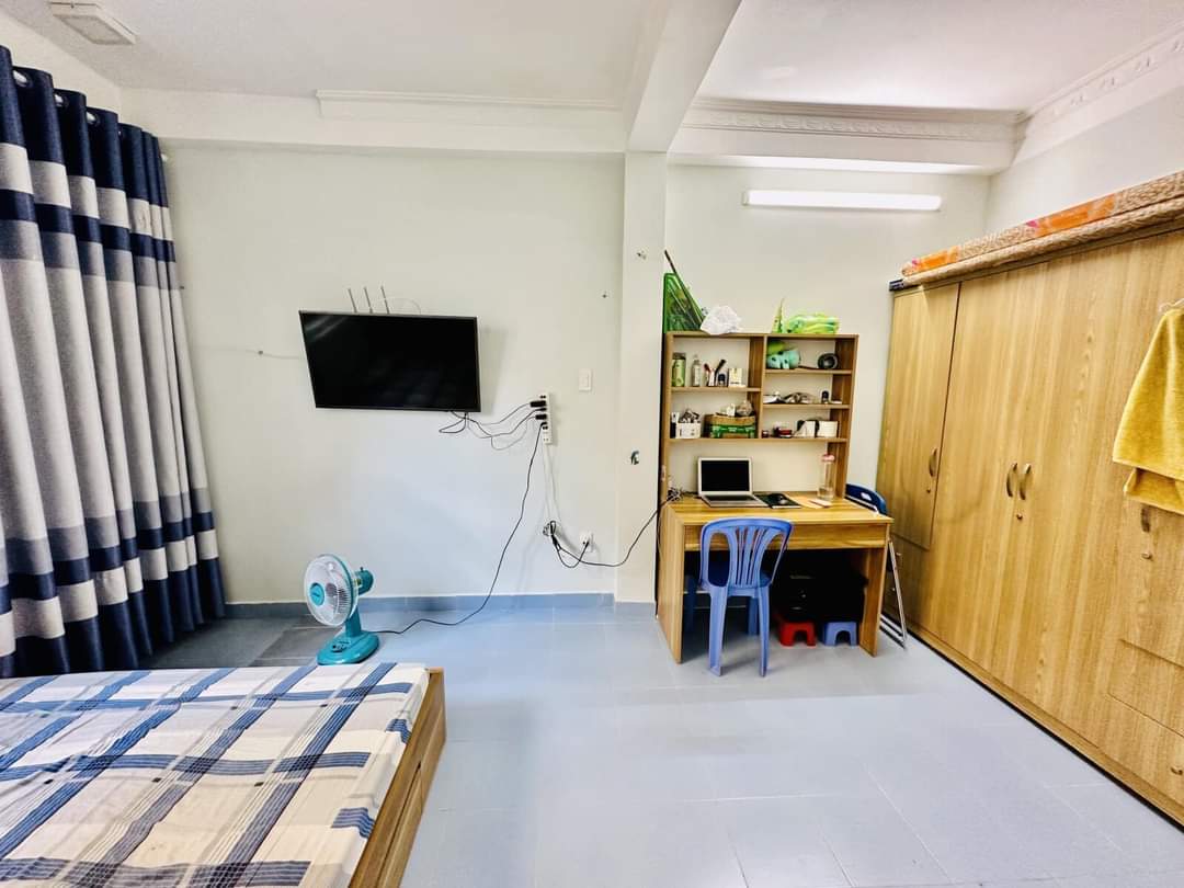 Bán Nhà Hẻm Ôtô 10m Trần Văn Quang,P10,Tân Bình,98M2,Ngang 6m,Vuông Nở Hậu,Chỉ 5tỷ5.