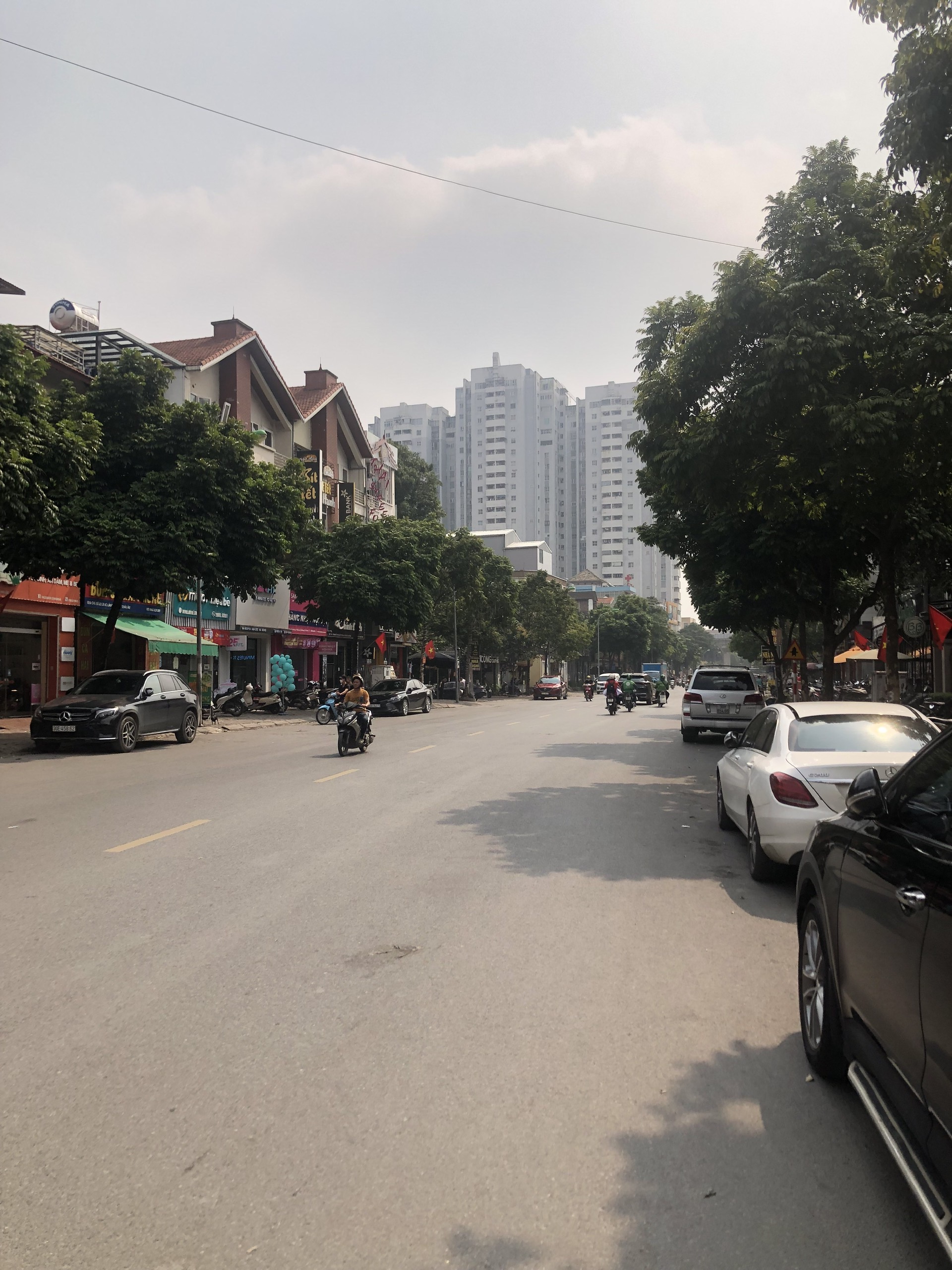 BÁN NHÀ MẶT PHỐ LÔ GÓC NGUYỄN VĂN LỘC HÀ ĐÔNG 96M 5 TẦNG 21,8 TỶ