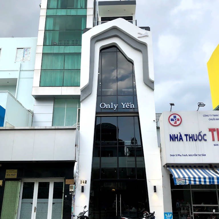 Cho thuê NNC đường Trần Hưng Đạo, Q.1 KC 4 lầu thang máy bên ngoài ốp kính tiện làm văn phòng, 80tr/th