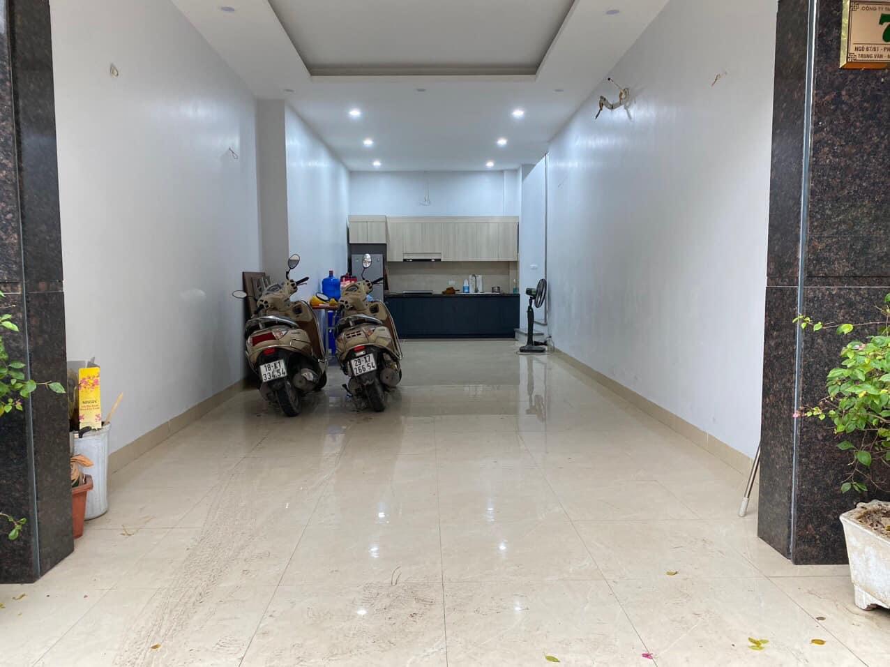 Cho thuê nhà mặt ngõ 318 La Thành, ô tô tránh, 30m2 x 3 tầng, tiện kinh doanh, văn phòng