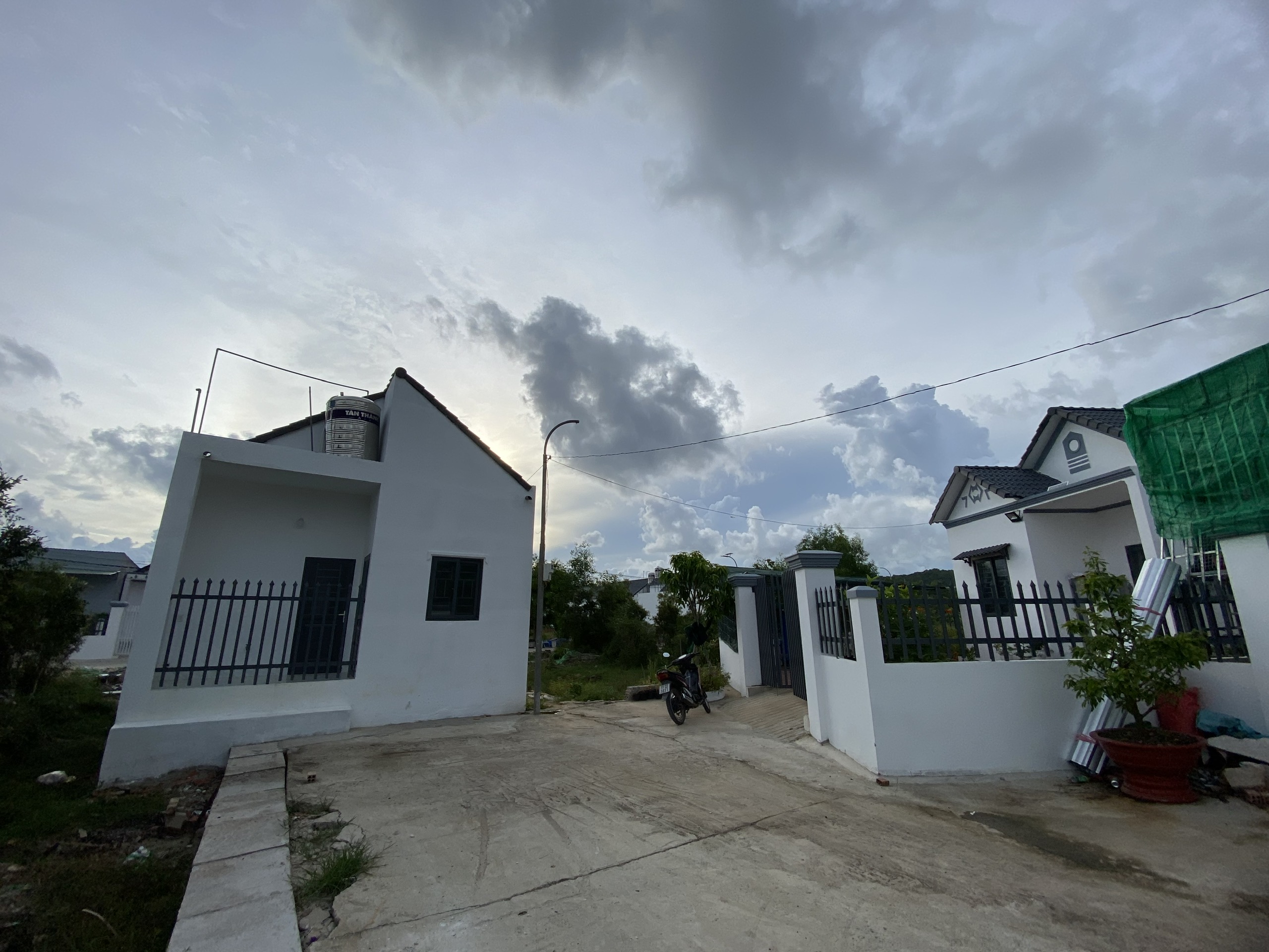 Bán Đất xã Chí Công Giá Rẻ chỉ 469 triệu 216m2, Có Sổ Đỏ, Vị Trí Đẹp 2023