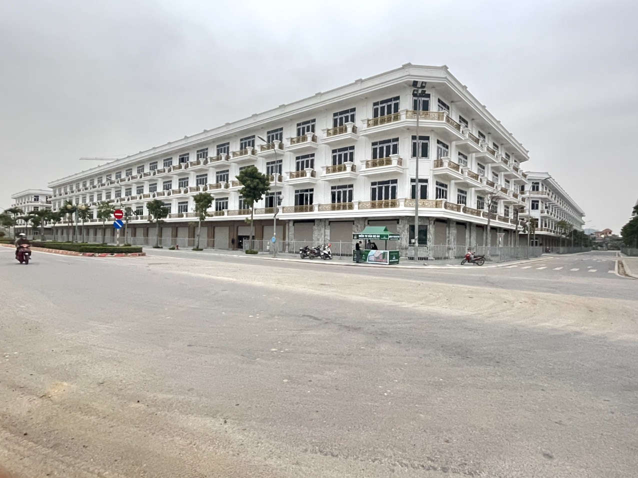 Shophouse tại KĐT Xuân Hưng -3.4 tỷ /căn