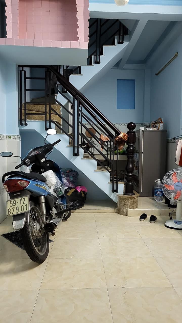 KHU DÂN CƯ - 2 TẦNG - SÁT MẶT TIỀN ĐƯỜNG KÊNH TÂN HOÁ - CHỈ 2 TỶ 9.