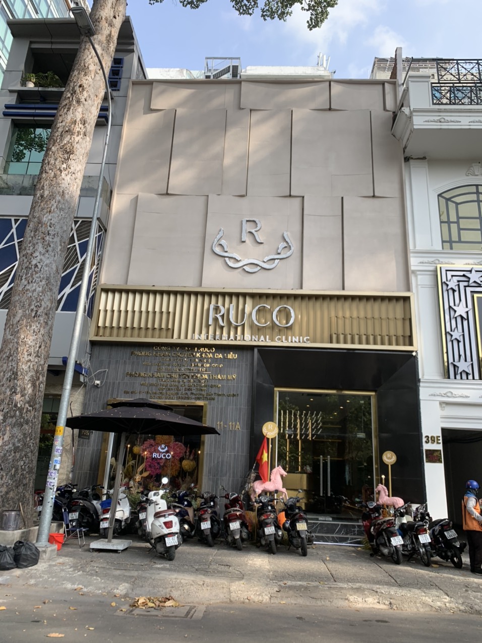 DUY NHẤT 1 CĂN MẶT tiền đường Sương Nguyệt Ánh , Dt 5x20 , 5 tầng , HĐT 12000 $, Giá 82 tỷ