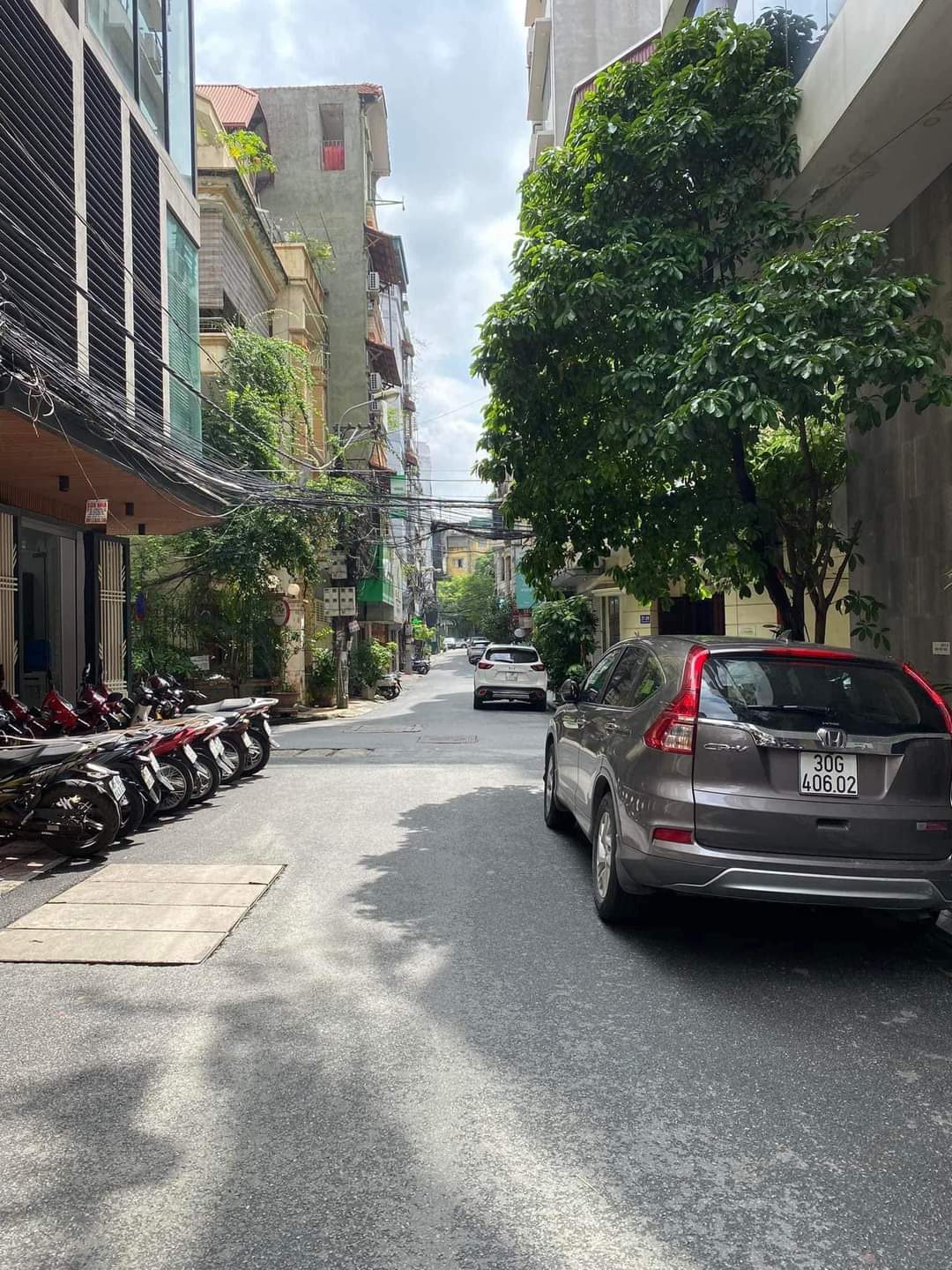 BÁN NHÀ NGÕ 26 NGUYÊN HỒNG ĐỐNG ĐA 6TẦNG 36 M2 PHÂN LÔ .