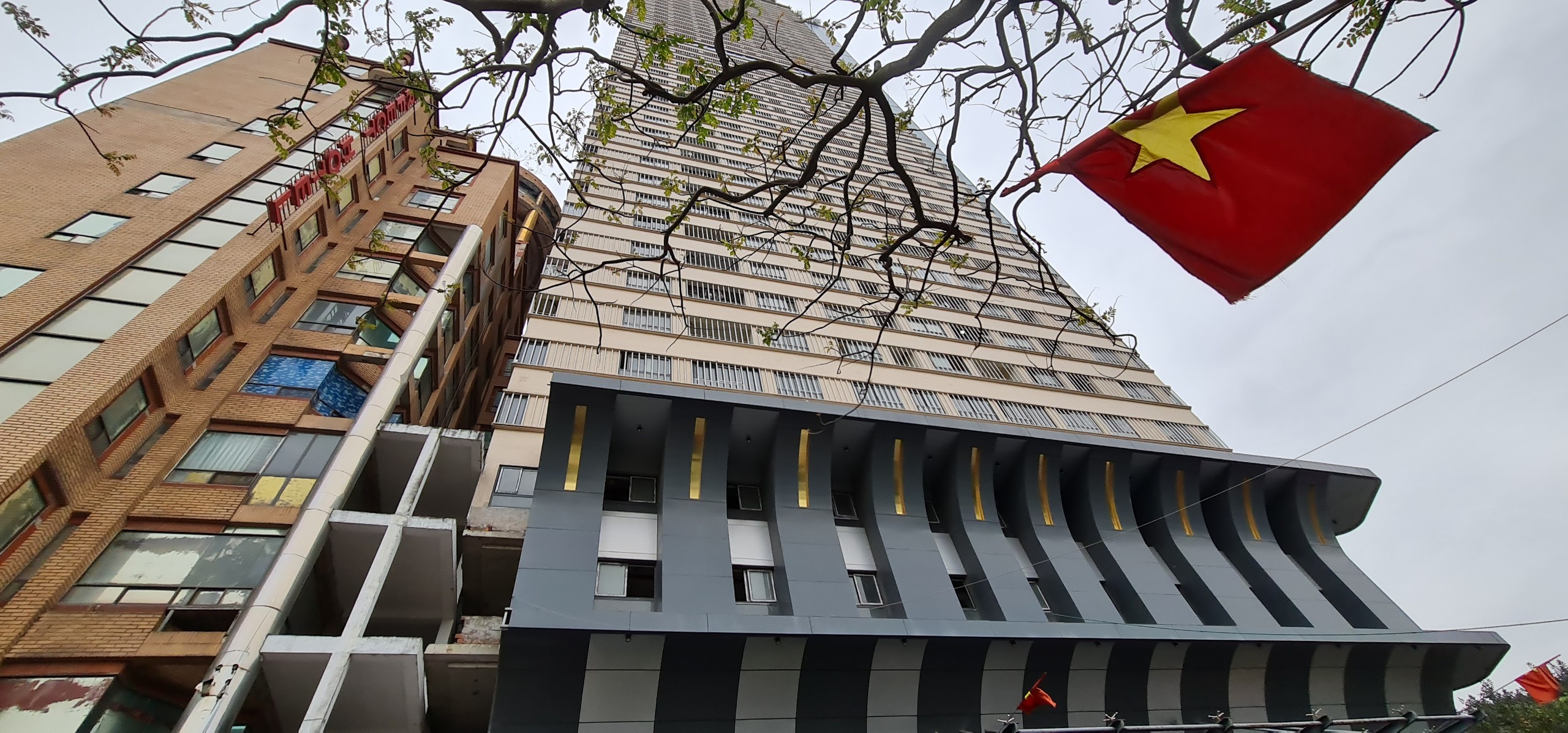 Bán gấp CC Tháp Doanh Nhân Hà Đông, Hà Nội - 78m2, 2N, nhỉnh 1 tỷ