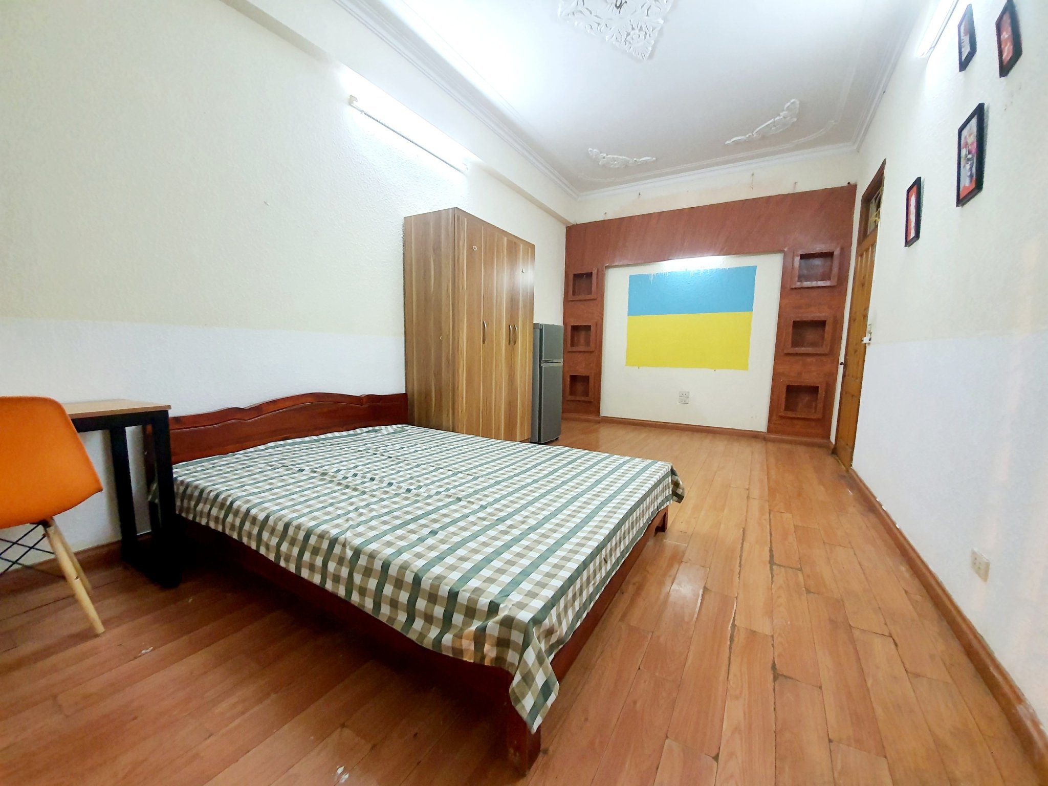 Cần tìm người ở ghép ưu tiên bạn nữ tại A34TT11 khu đô thị Văn Quán, Hà Đông, Hà Nội.(ngay cạnh hồ Văn Quán).