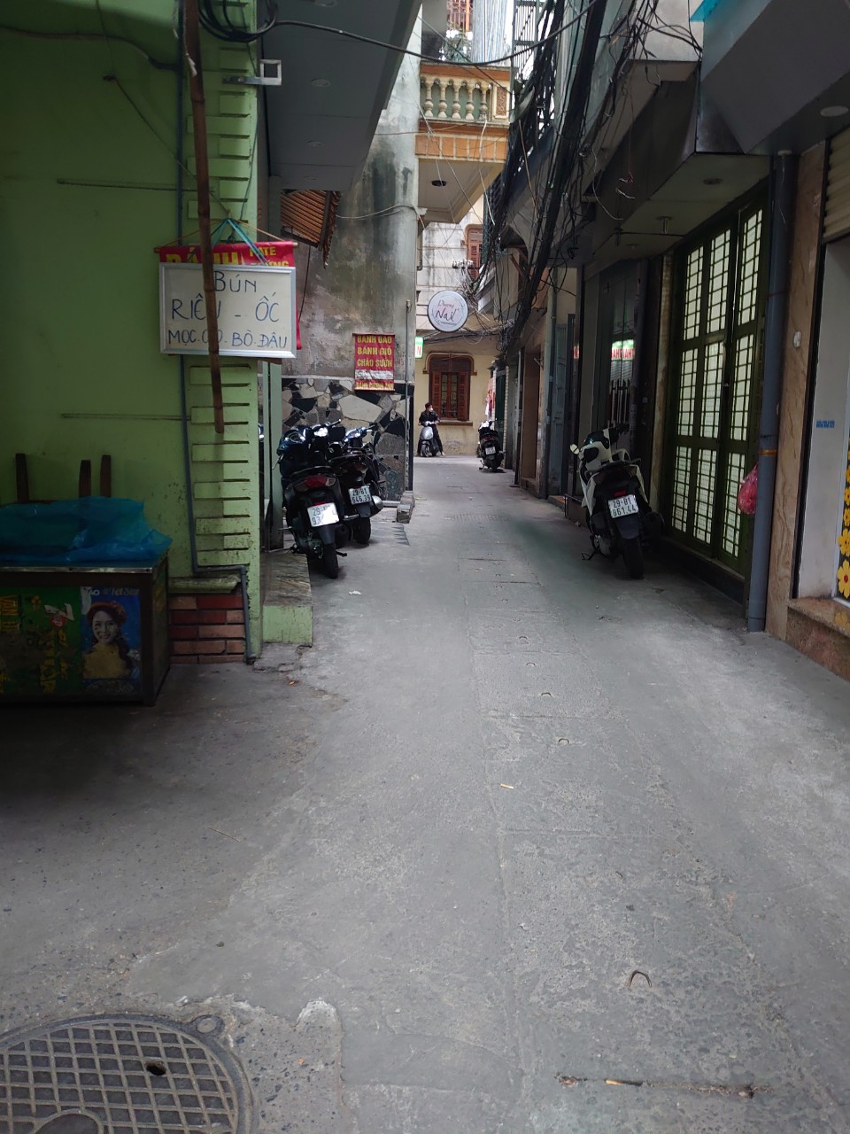 $HOT HOT: BÁN NHÀ CẤP 4 QUẬN HAI BÀ TRƯNG,HÀ NỘI:LÔ GÓC-3 THOÁNG-NGÕ RỘNG,THÔNG CÁC HƯỚNG-GẦN PHỐ-KINH DOANH!