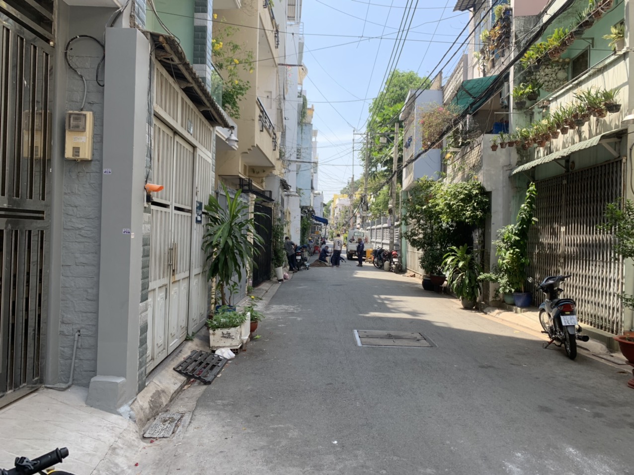 Chính chủ cần Tiền bán gấp nhà Hẻm xe tải 7m Huỳnh văn bánh, Q phú nhuận 4.8 x 18 nở 5m, 4 tấm đúc giá 17 tỷ thương lượng