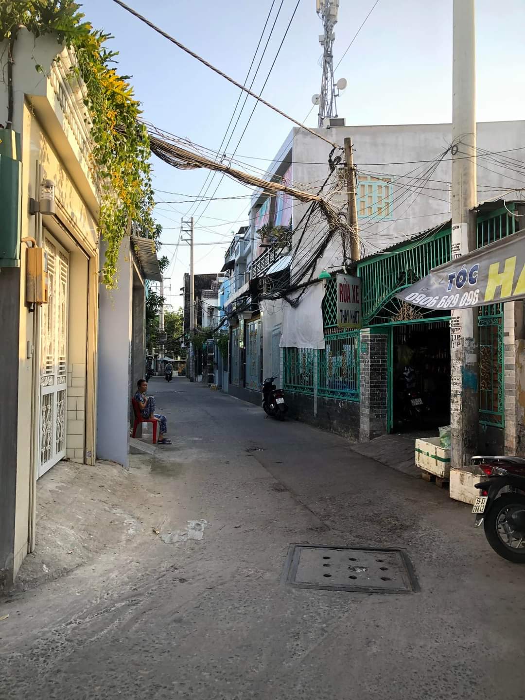 NHÀ HẺM XE HƠI ĐƯỜNG HUỲNH TẤN PHÁT THỊ TRẤN NHÀ BÈ - MUA 1 ĐƯỢC 2 - CĂN Ở,CĂN KINH DOANH - BTCT NHỈNH 4 TỶ