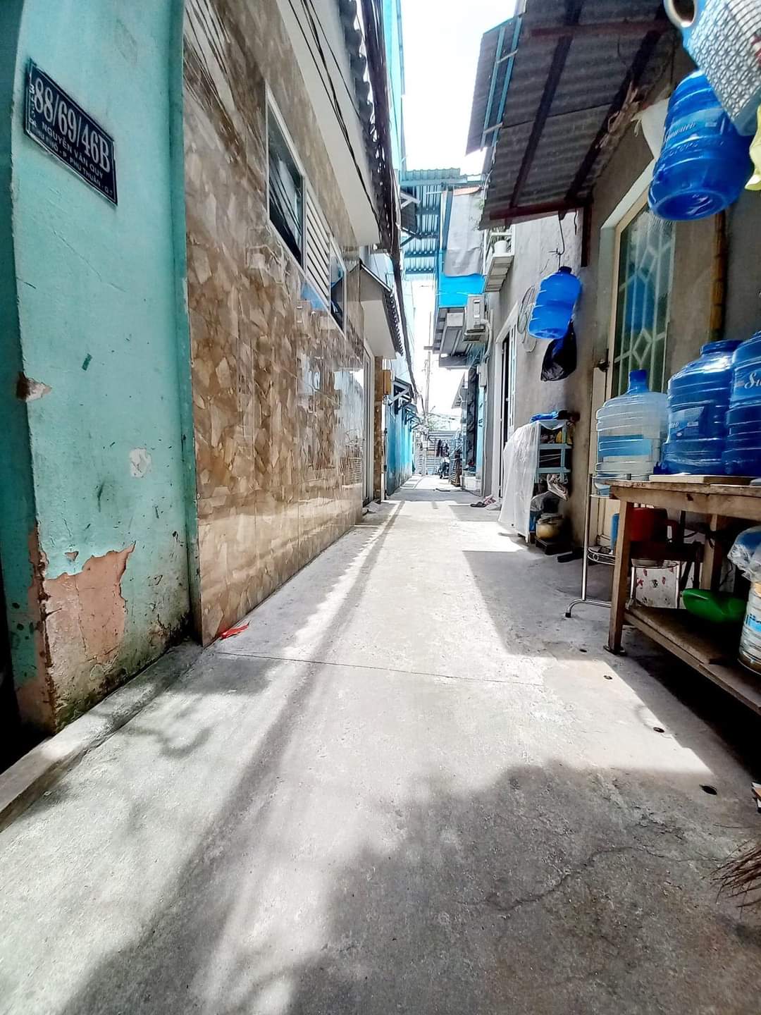 CHỈ 3,25 TỶ CÓ NGAY NHÀ SỔ HỒNG RIÊNG ĐƯỜNG NGUYỄN VĂN QUỲ QUẬN 7 - NHÀ CÒN MỚI MUA VỀ Ở NGAY - HẺM XE BA GÁC THOÁNG