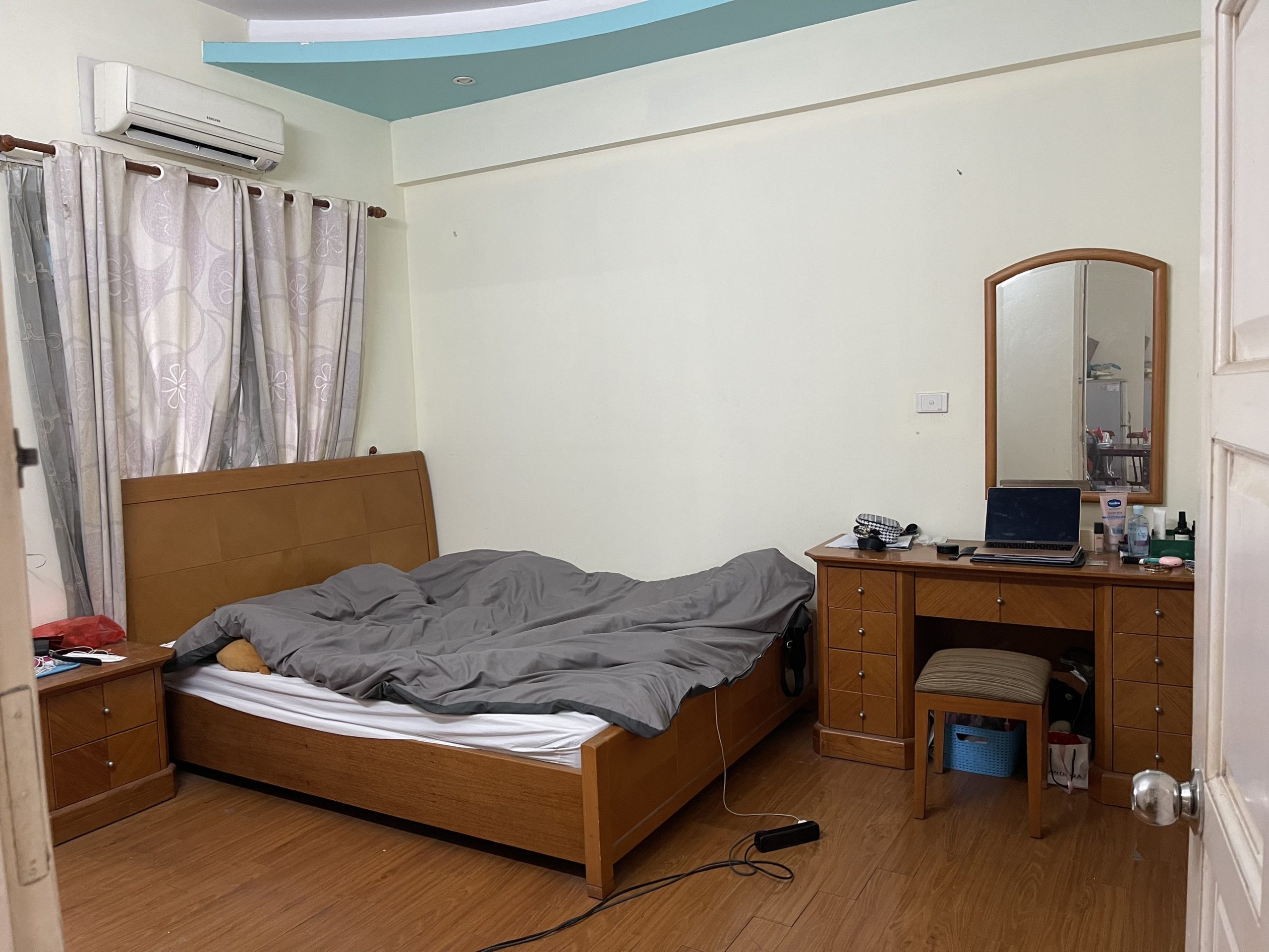 Chính chủ bán căn hộ chung cư 102 Thái Thịnh 115m2 có 3pn, 2wc nhà đẹp full nội thất giá 4,2 tỷ