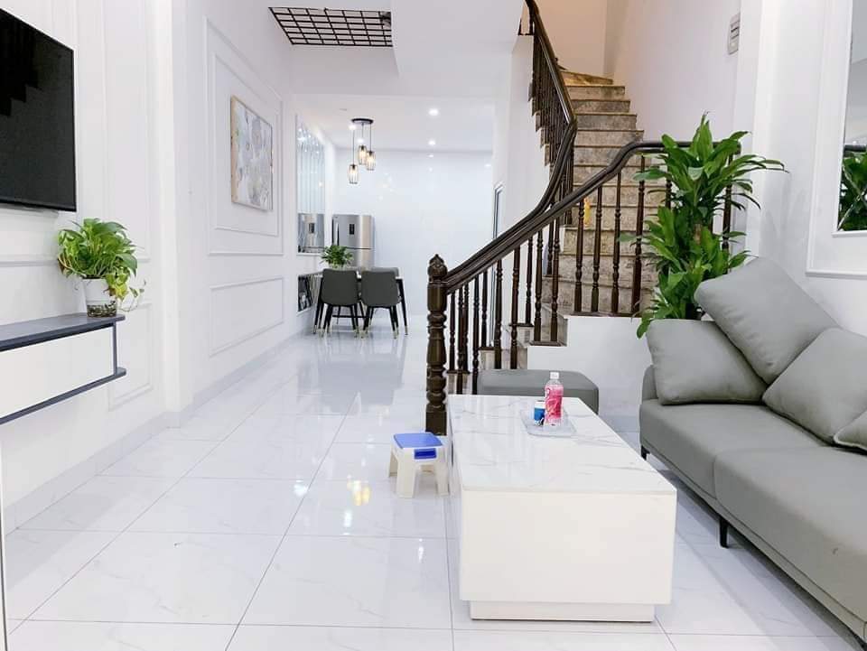 Bán nhà Ngõ Trương Định, cách phố đúng 50m, 48m2, 4,75 tỷ, nhà mới