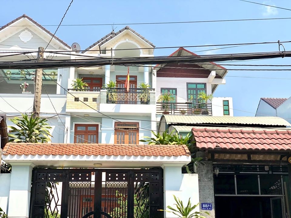 bán nhà tân hiệp diện tích 100m2 5 x 20 sổ riêng full thổ cư 1 tret 2 lau biên hòa đồng nai