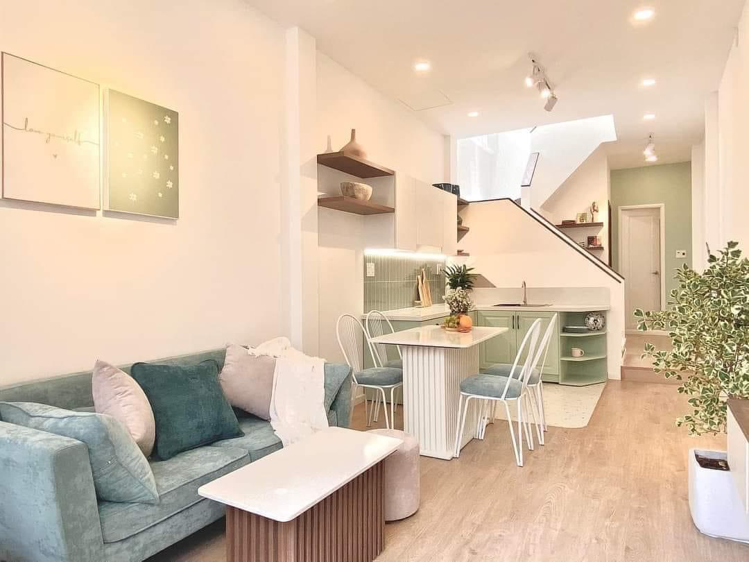 NHÀ ĐẸP 2 TẦNG XÂY MỚI KIỆT Ô TÔ THÁI THỊ BÔI DỌN VÀO Ở NGAY - GIÁ MỚI : 2 TỶ 990 Triệu ( bớt ít )