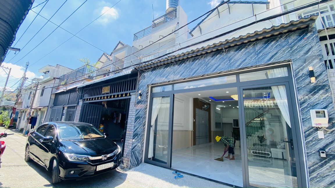 BÁN GẤP NHÀ HẺM XE HƠI NGỦ TRONG NHÀ - VỊ TRÍ TỆN KINH DOANH MUA BÁN NHỎ - FULL NỘI THẤT CAO CẤP - GIÁ CHỈ 4,85 TỶ