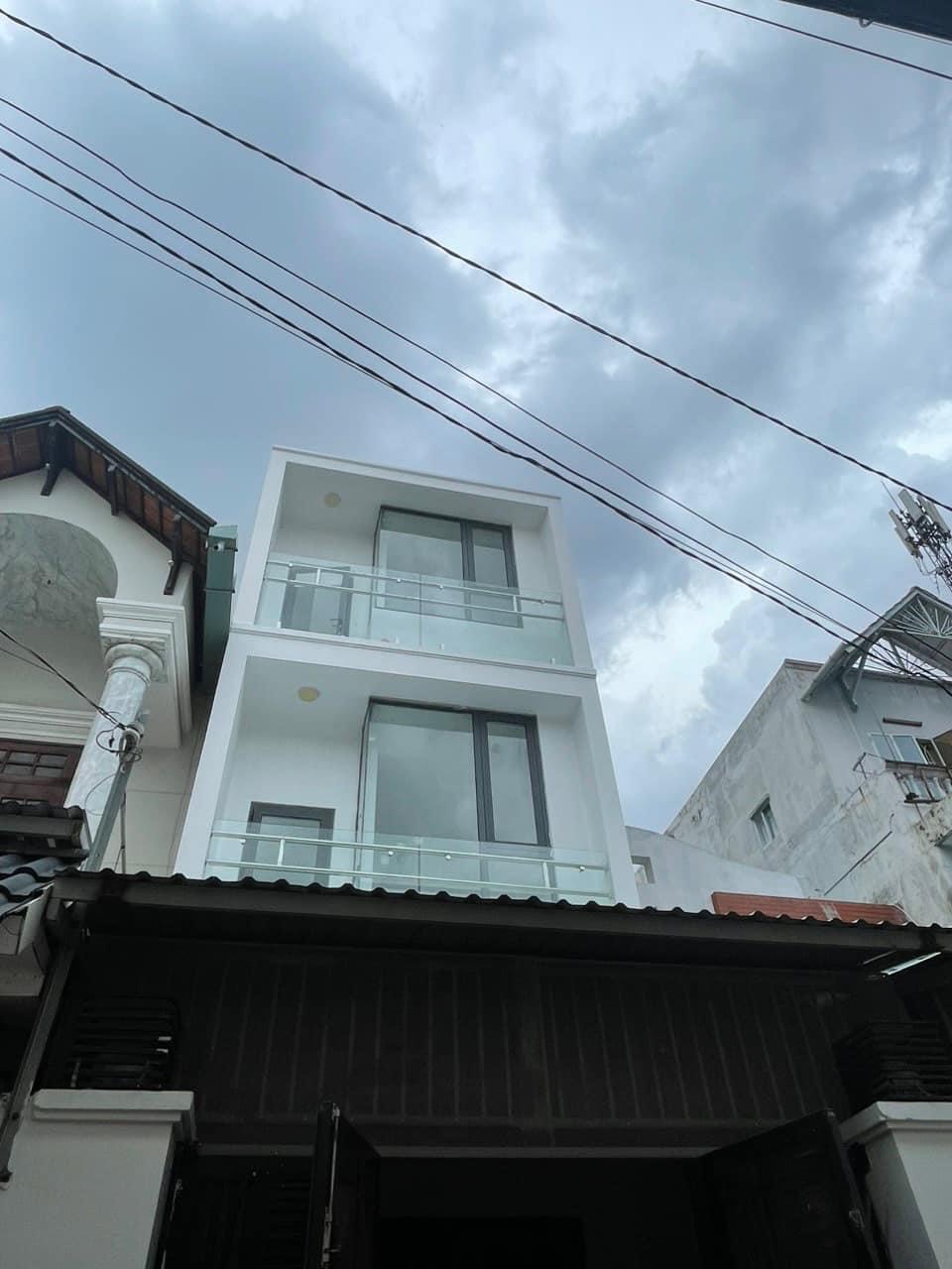 Nhà mới phường Vip Tân Hưng. Quận 7. Xe hơi ngủ trong nhà. Nhỉnh 7 tỷ