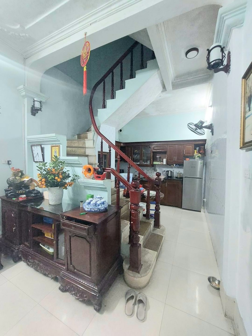 Bán nhà ngõ ô tô, Nguyễn Chính, Tân Mai, 41m2 5 tầng, mt 4m, giá 4 tỷ