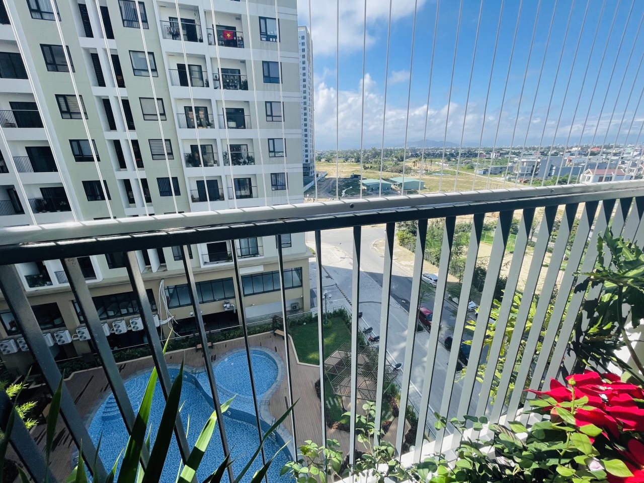 Chính chỉ cần bán căn góc plaza 1