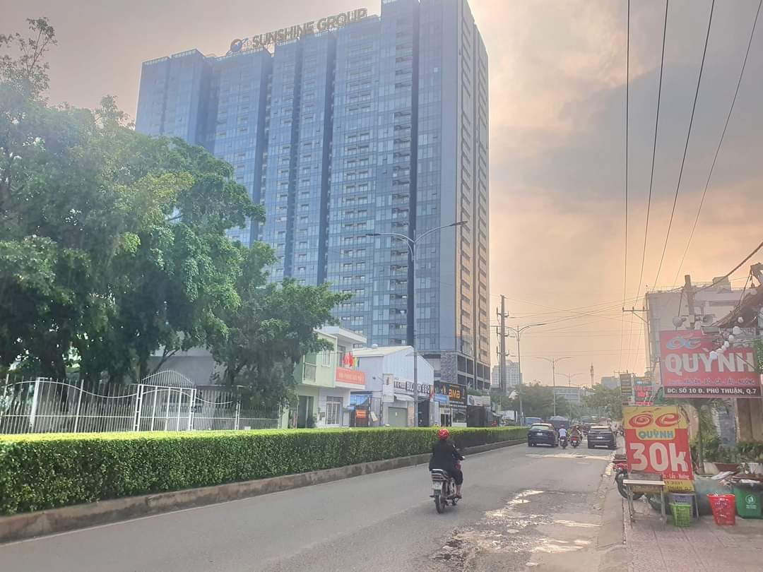 CHỦ NGỘP CẦN GẤP BÁN ĐÁT HẺM XE HƠI LÔ NHÌ - HÀNG XÓM PHÚ MỸ HƯNG