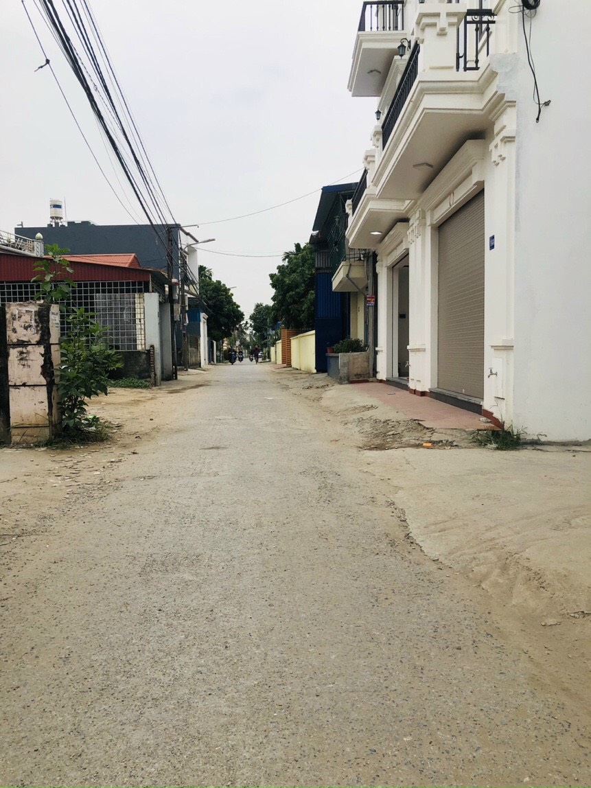 Cực Hót! Bán Lô Đất Rất Đẹp.Tại Quỳnh Hoàng-Nam Sơn -An Dương.DT:4,1x12,8m (52,6m2).Đường Rộng 4,6m. Chỉ Nhỉnh 1 tỷ.