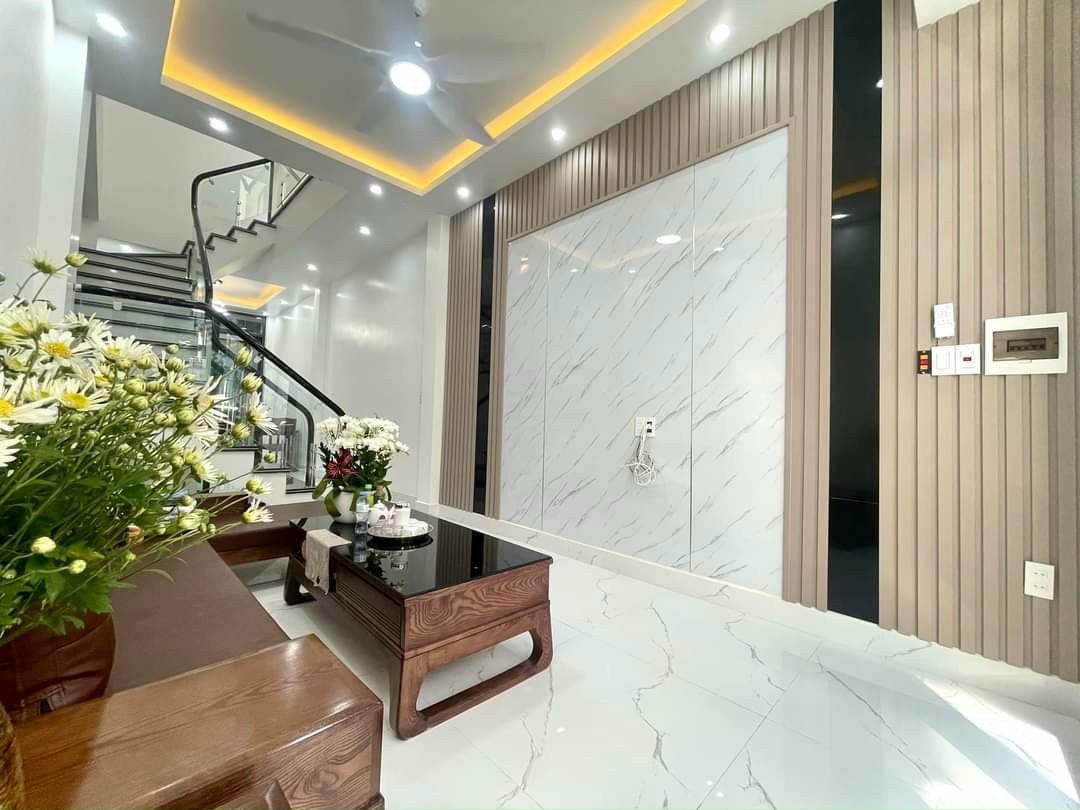 Bán nhà xây mới 4 tầng Phương Lưu - Vạn Mỹ ngõ ô.tô đỗ cửa GIÁ 2.9 tỉ