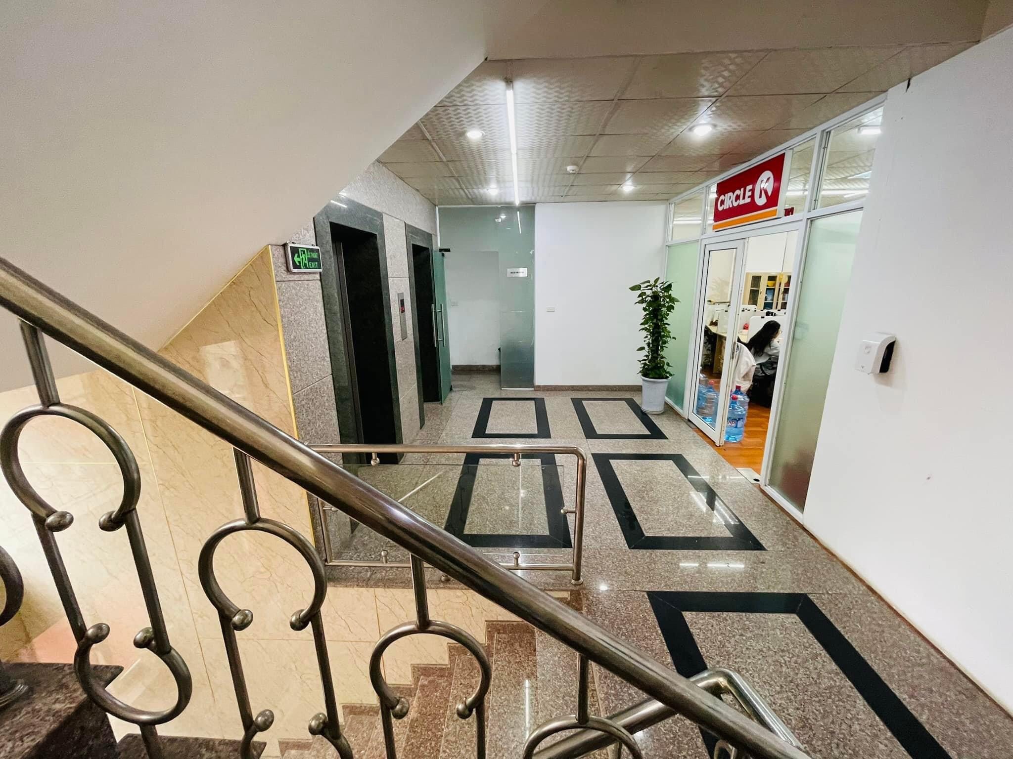 TÒA NHÀ VĂN PHÒNG ĐẸP MẶT ĐƯỜNG PHAN VĂN TRƯỜNG -CẦU GIẤY