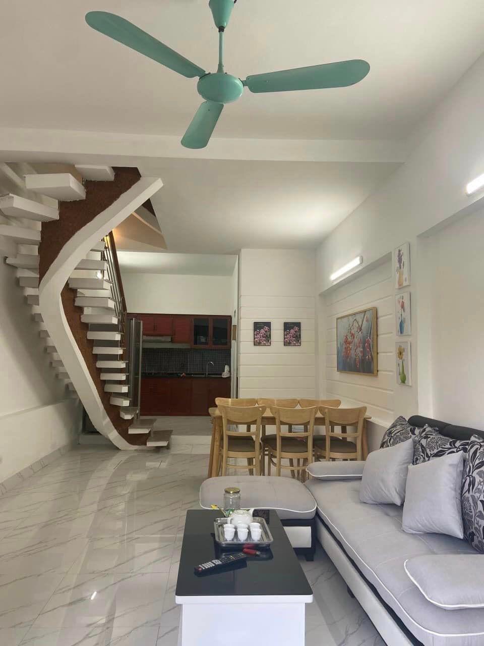 Bán Nhà Dân xây 42m2 Yên nghĩa, Ngõ gần trục chính, otô đỗ sát nhà, Giá chỉ có 2ty750tr bao phí.