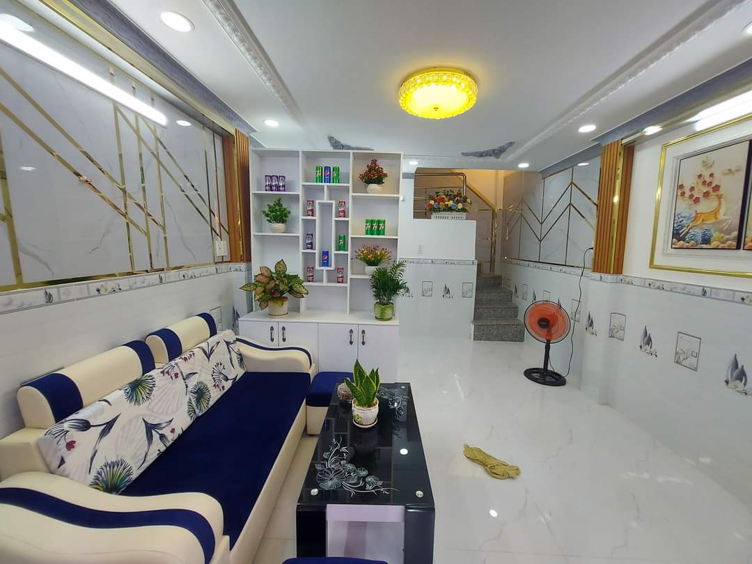 Bán nhà phạm hữu lầu phường phú mỹ quận 7 nhỉnh 1 tỷ.