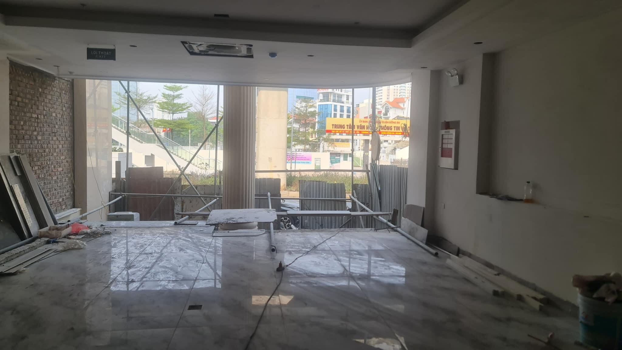 TÒA NHÀ VĂN PHÒNG ĐẸP MẶT ĐƯỜNG HOÀNG CẦU - ĐỐNG ĐA