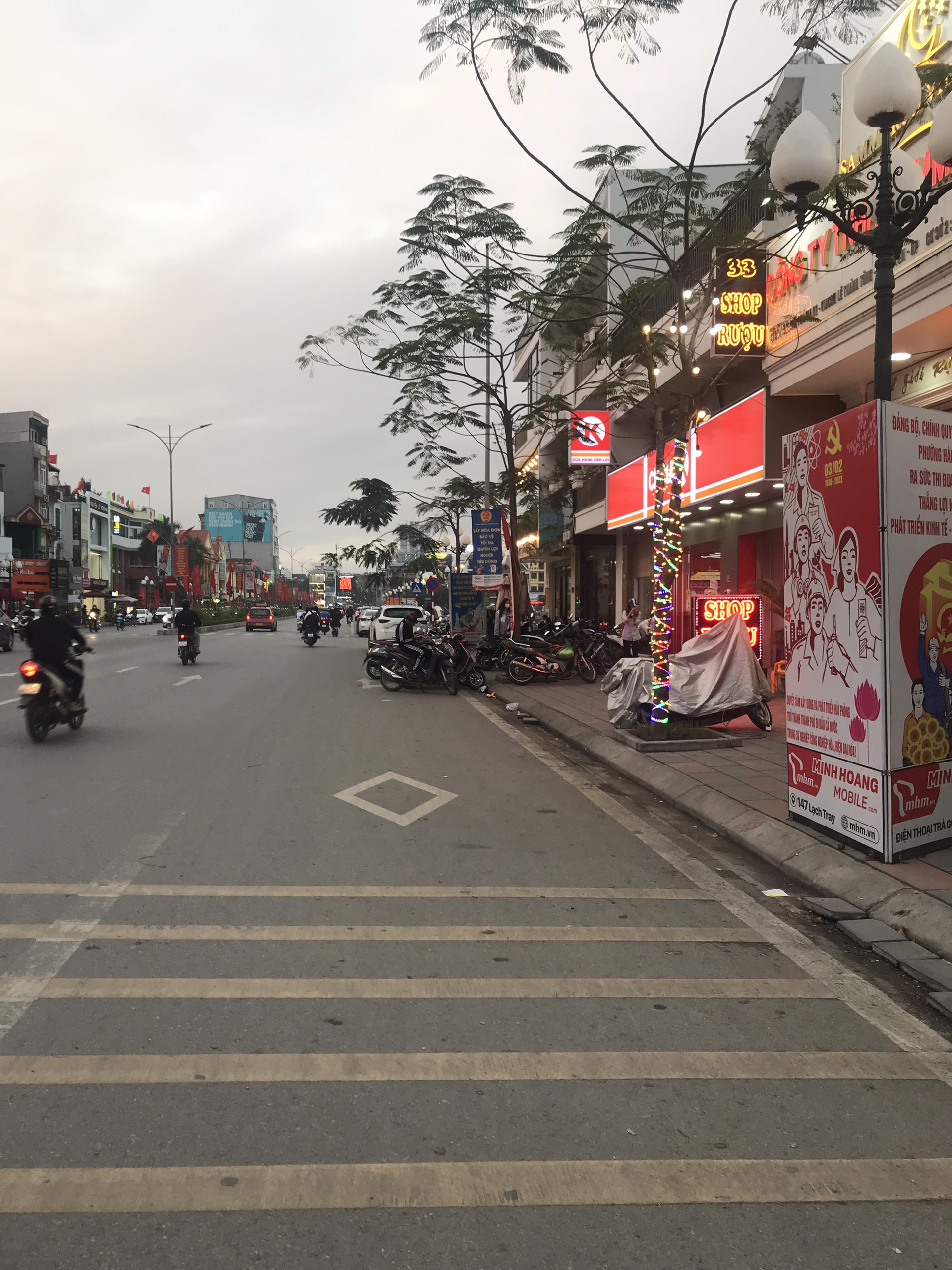 Cho thuê mặt tiền 10m MĐ Hồ Sen LC Hải Phòng