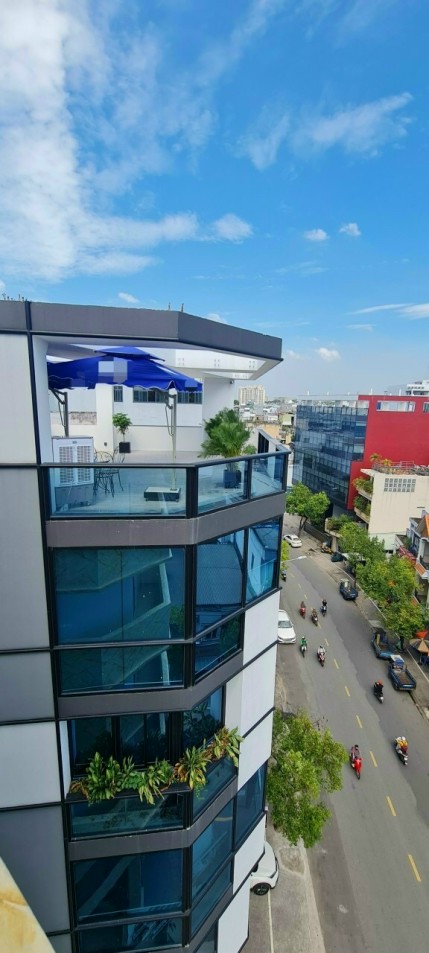 Siêu phẩm mặt tiền 8m ngay Thành Thái, Quận 10, nhà 3 tầng, DT: 8x30m, Giá 90 tỷ còn T Lượng