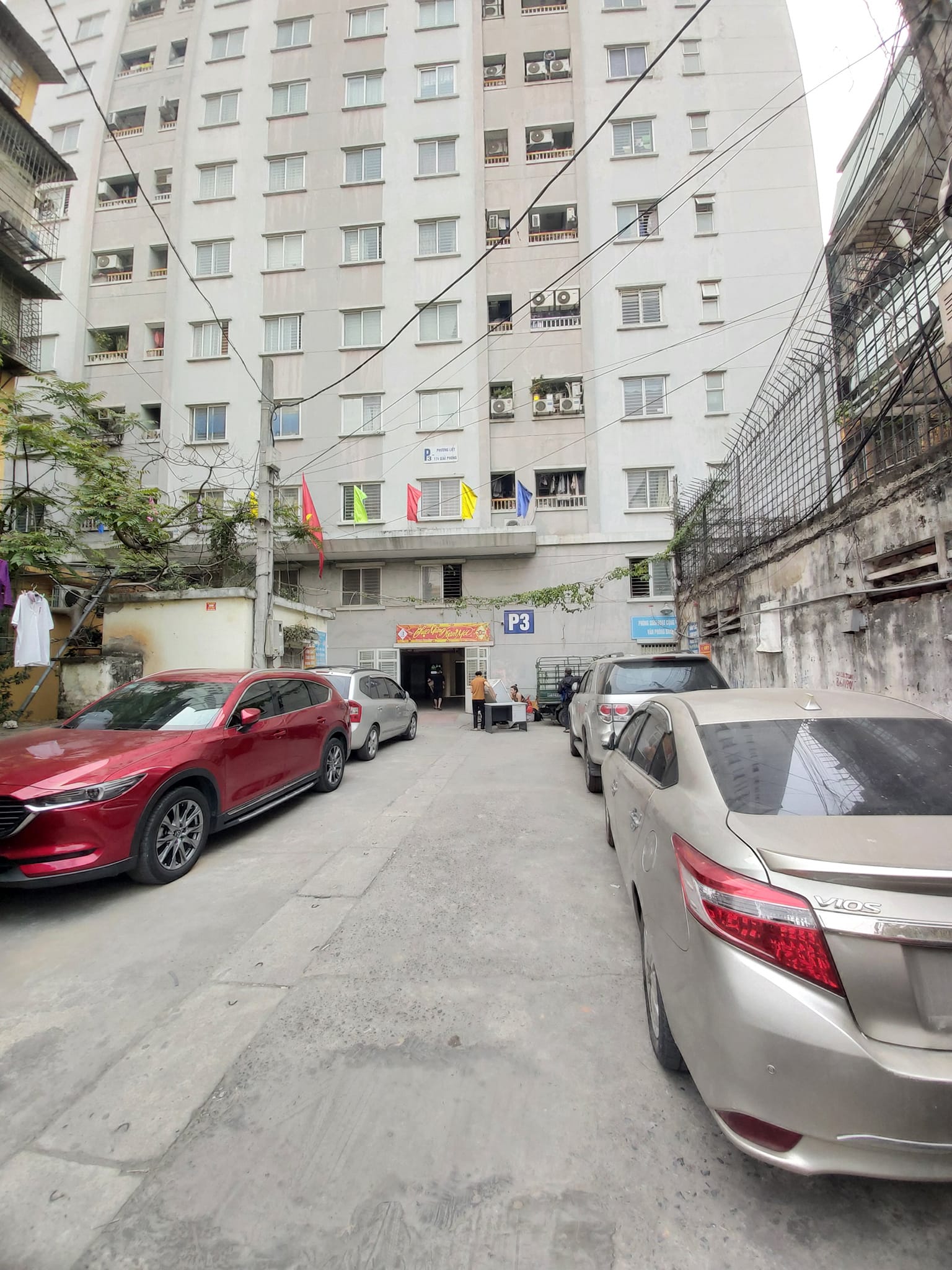 Chỉ 3.8 Tỷ - Chung cư P3 Giải Phóng, 102m2 2N 2WC, Nội thất tiền tỷ, SĐCC