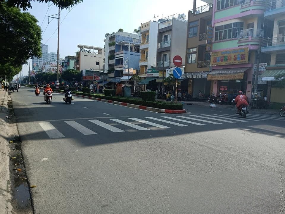 MẢNH ĐẤT VÀNG HỒ TÂY - GIÁ TRỊ TĂNG TỪNG NGÀY 240M2 MẶT TIỀN 15M giá 100tỷ.