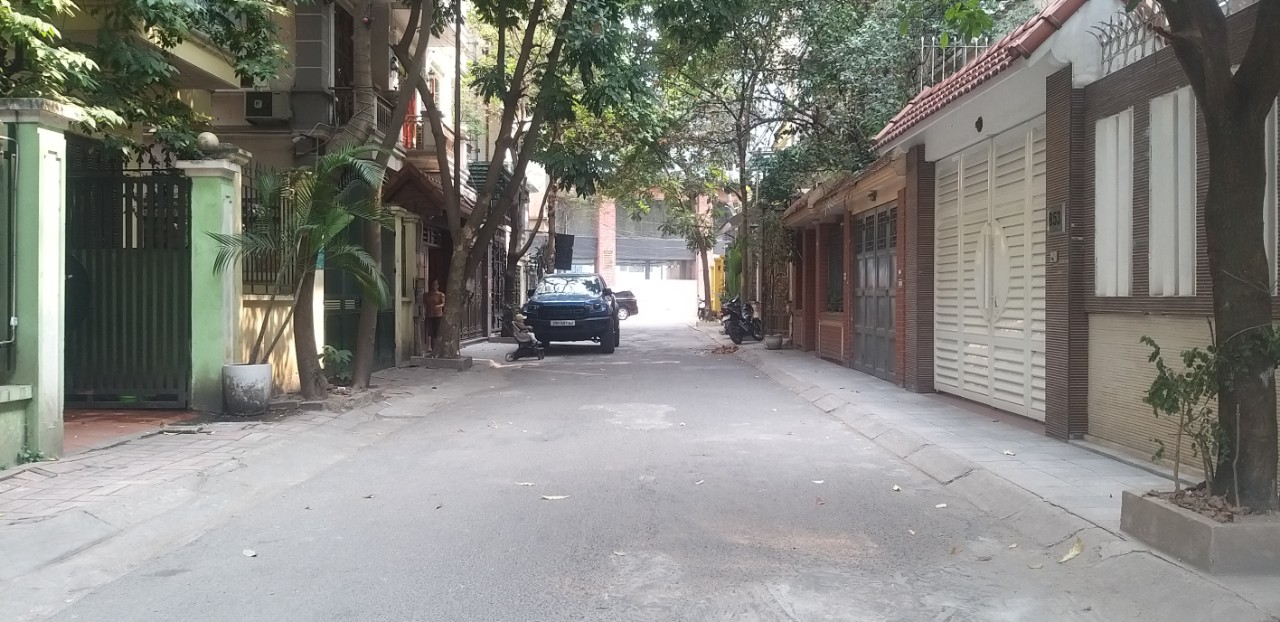 HÀNG HIẾM PHÂN LÔ PHỐ HÀO NAM DT55m2 KINH DOANH, MẶT TIỀN ĐẸP, Ô TÔ