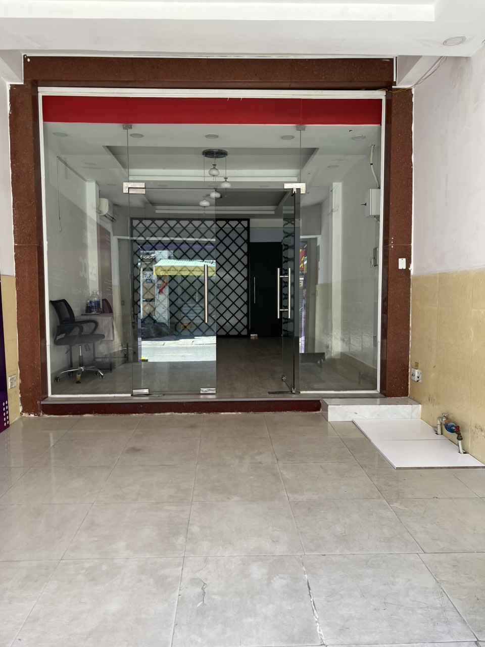 Ngộp bank nhà đẹp giá tốt MT Nguyễn Văn Đậu BT 17.8 tỷ