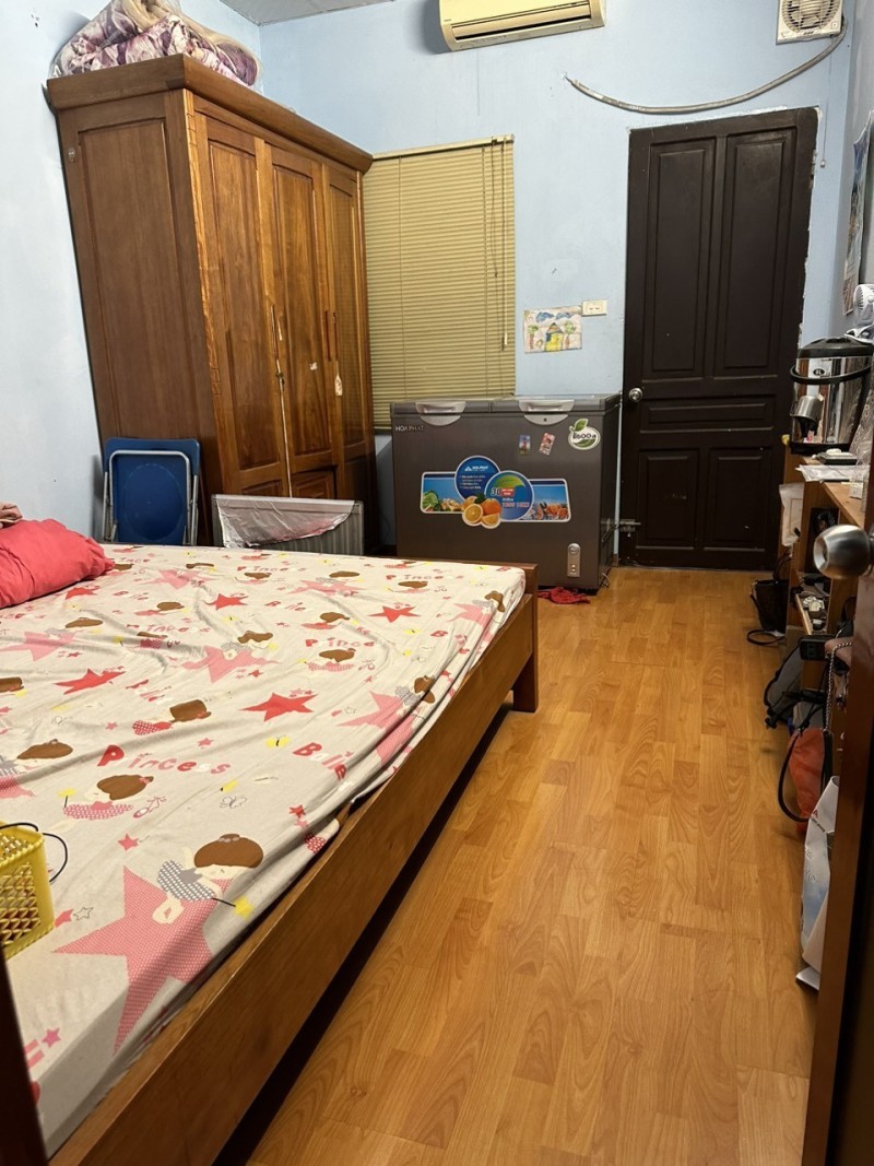 Bán nhà Chùa Quỳnh Hai Bà Trưng 60m2 x 3 tầng,MT 5.4m giá 8.5 tỷ