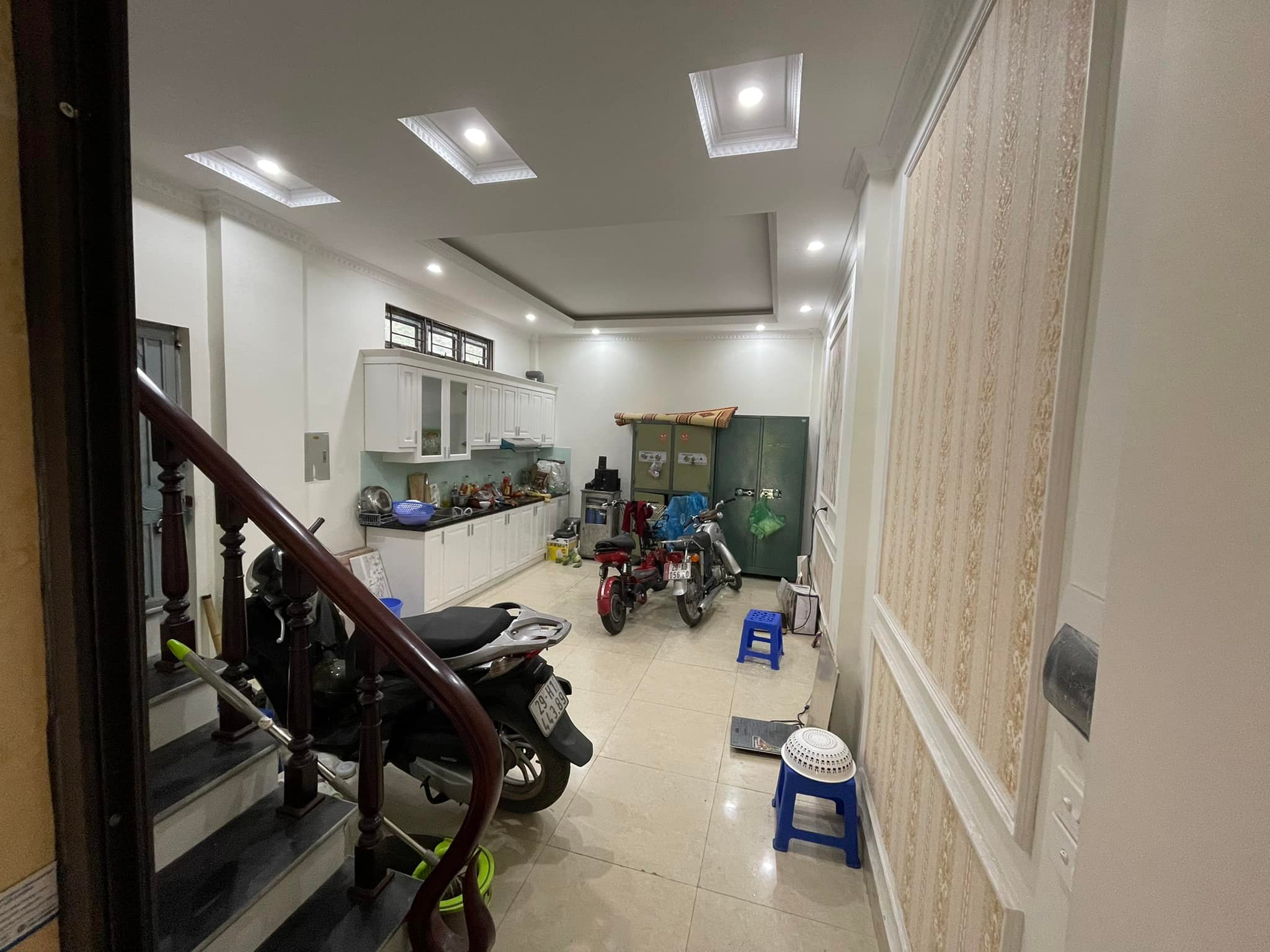 Bán nhà 80m2 Mặt phố Tứ Liên, Tây Hồ Kinh doanh Dòng tiền 1tỷ/năm giá 18.5 tỷ