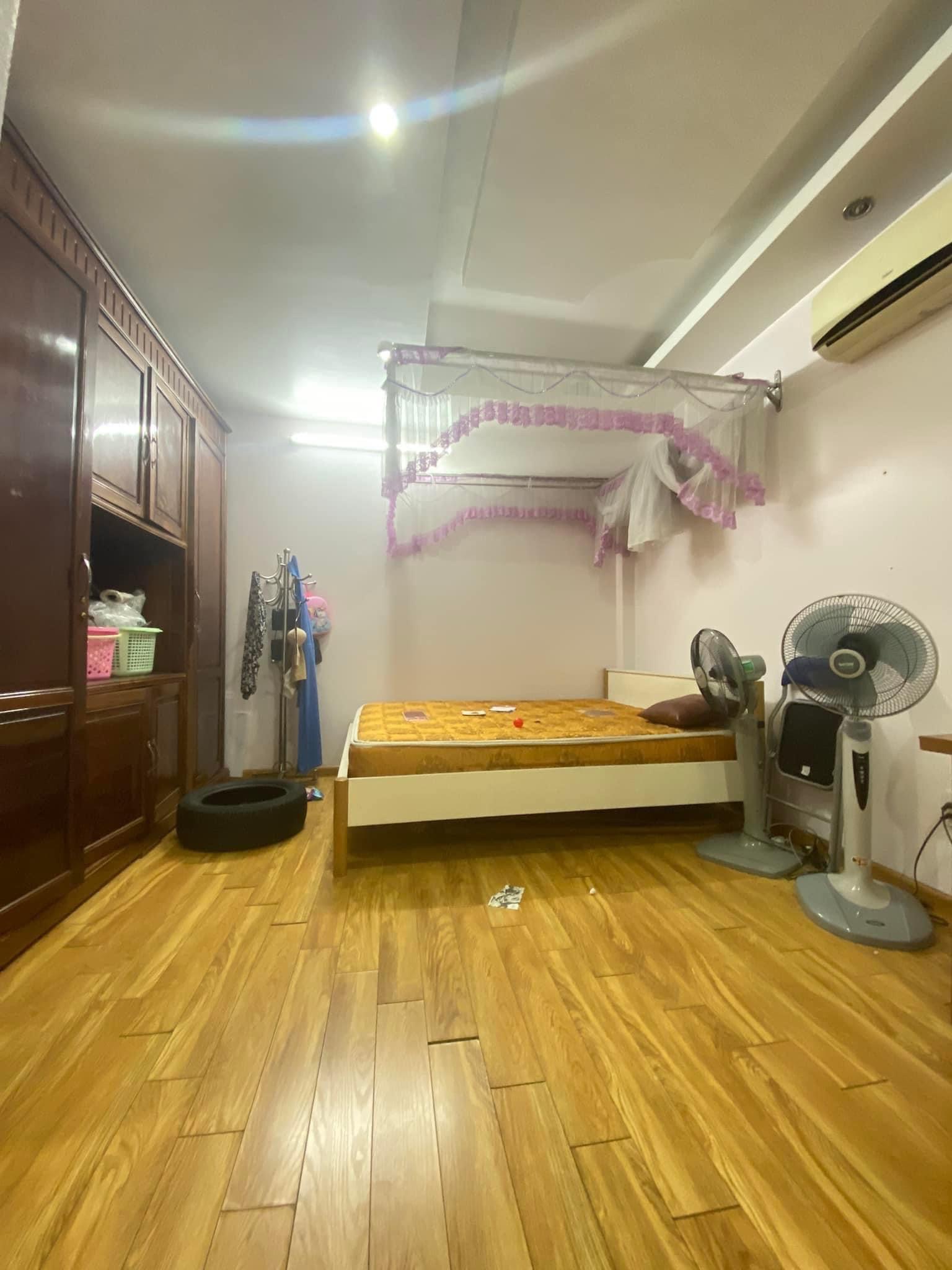 NHÀ ĐẸP TÂN MAI - 10M Ô TÔ TRÁNH - FULL NỘI THẤT - 40M2 x 5 TẦNG - GIÁ ĐÃ GIẢM 3.75 TỶ