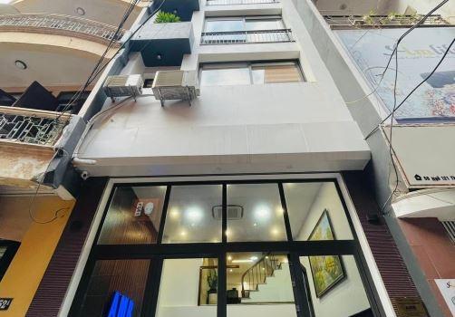 Bán nhà 105 Láng Hạ 45m2x4T, MT4m. Gần phố, ngõ rộng 3,5m, thông. KDol