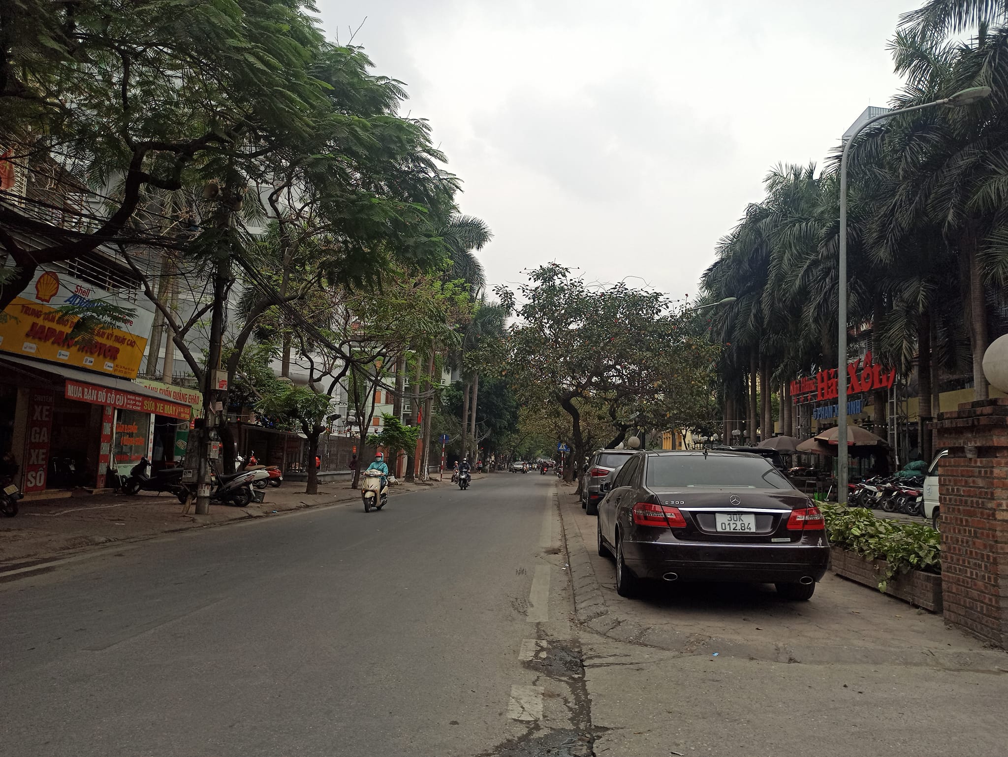 Bán nhà Phan Kế Bính - Ngõ nông - Gần ô tô 73m2 x 5_ Chỉ 6.5 tỷ, Lh: 0989471284