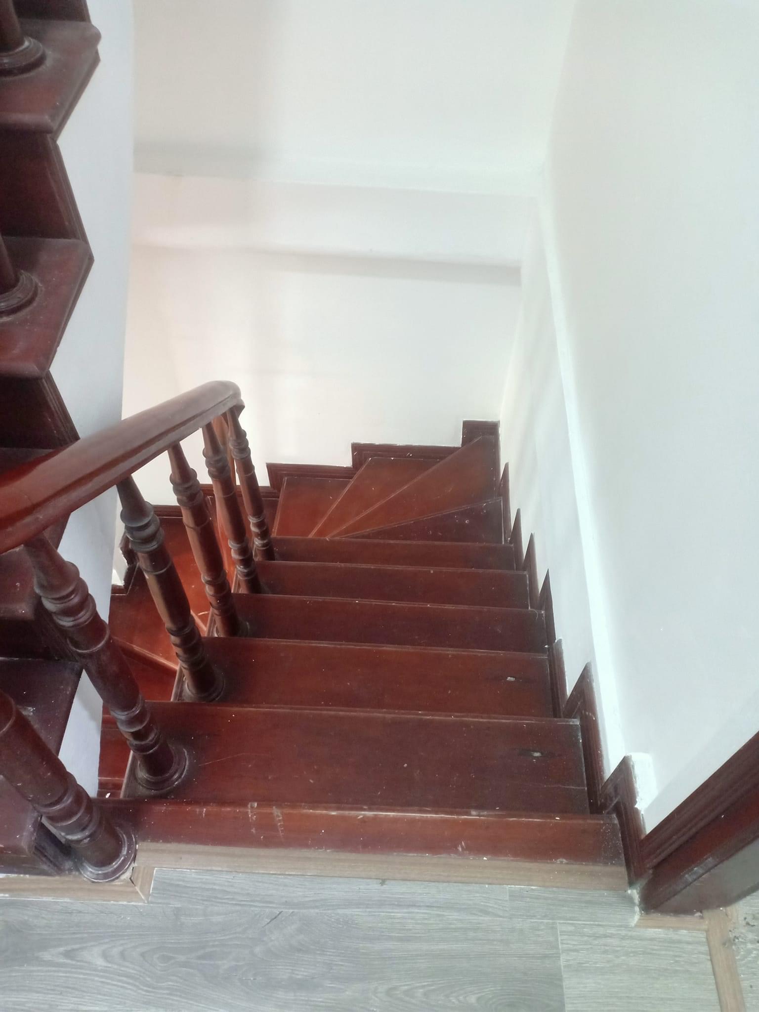 Bán nhà Kim Ngưu 43m-4 tầng-4,4 tỷ -Nhà mới chỉ việc ở ngay, ngõ thông