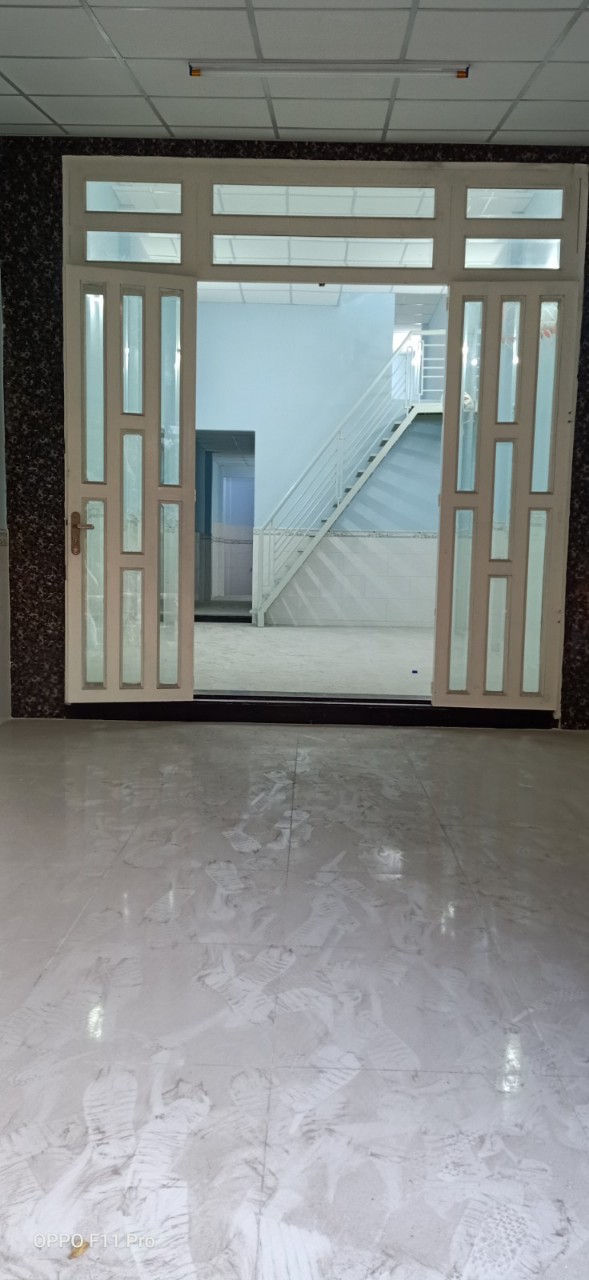 CẦN BÁN NHÀ MẶT TIỀN KHU PHỐ 6 , PHƯỜNG TÂN TẠO , QUẬN BÌNH TÂN , TP. HỒ CHÍ MINH .