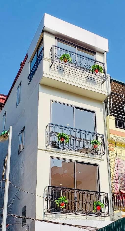 Hiếm! Chủ giảm chào 200tr! Bán nhà riêng phố Minh Khai, Hai Bà Trưng, lô góc, gần phố, ngõ thông