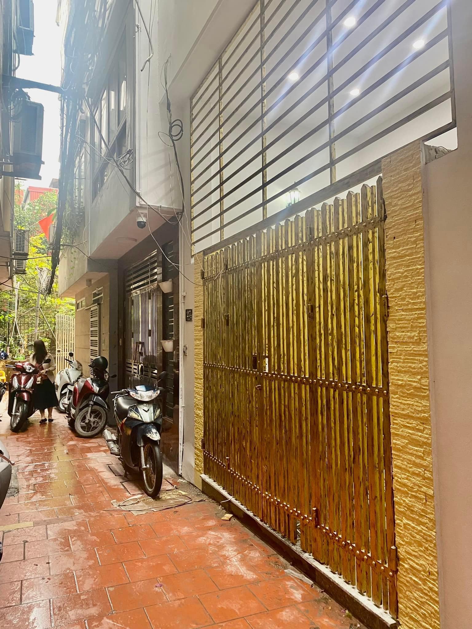 Bán nhà phố Hoàng Hoa Thám - Đội Cấn DT 39m 4 tầng MT 4,1m giá 5,3 tỷ