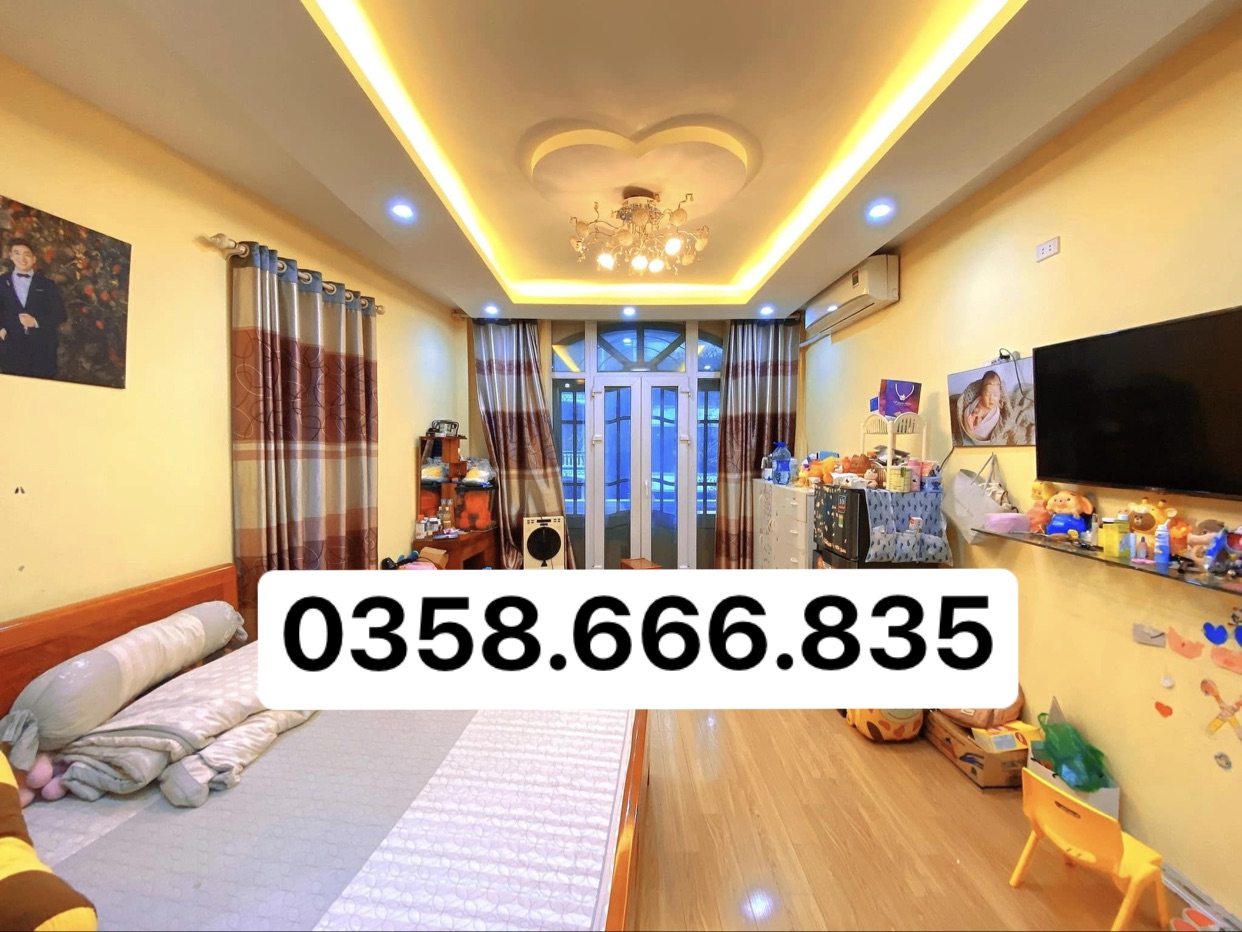 MẶT PHỐ - KINH DOANH - VỈA HÈ - LÔ GÓC - TẦM TIỀN.