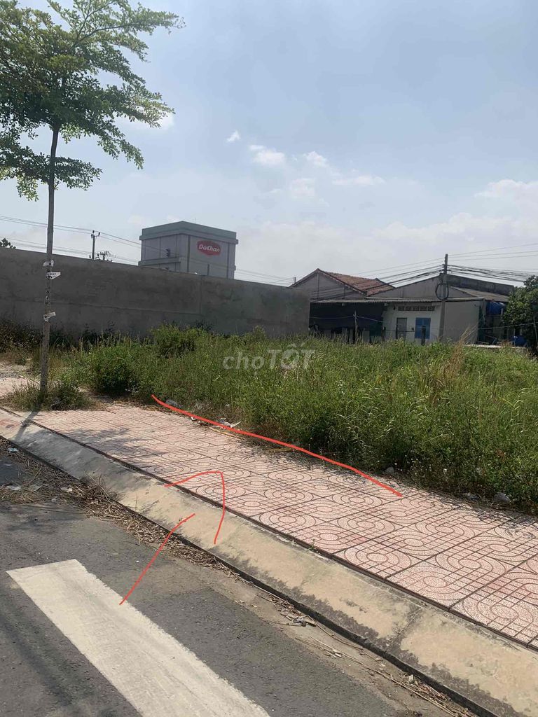 bán Đất ngộp KDC Long Cang 80m2 ngay trục đường chính,sổ hồng riêng