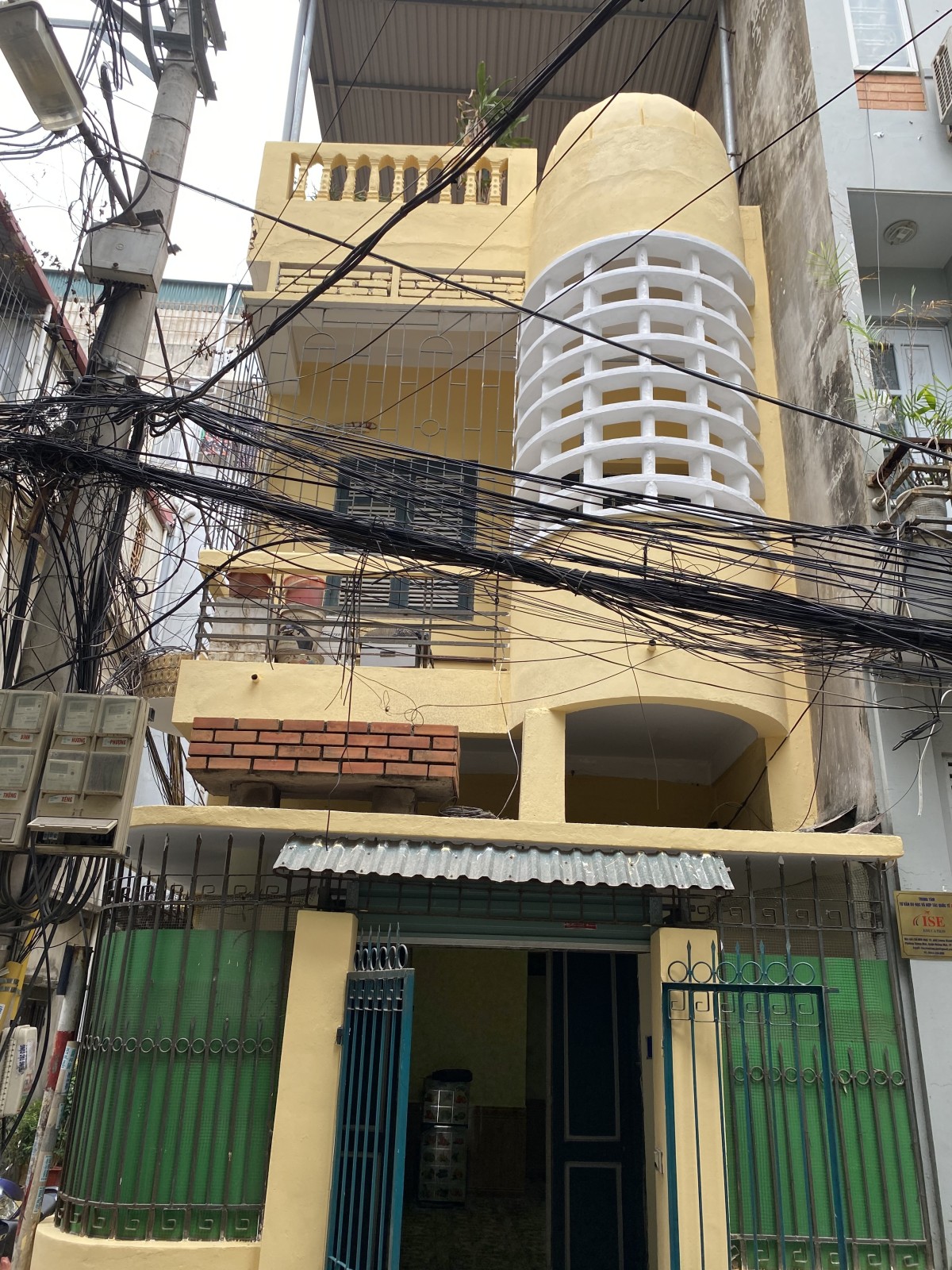 Cần bán gấp Lương Khánh Thiện, LÔ GÓC, DT 44m, 3T, MT 4m,giá chào 5 tỷ 3